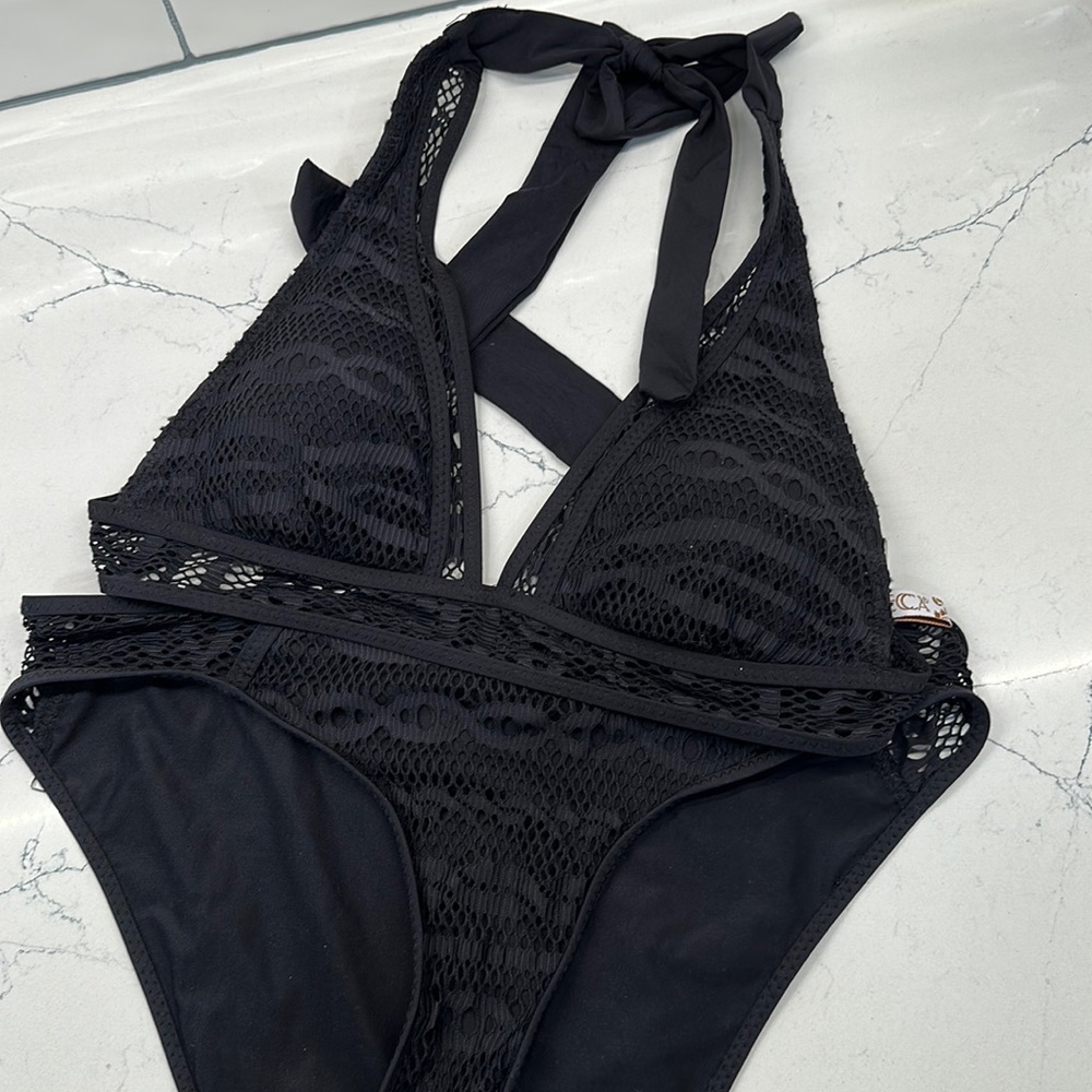 NWOT - BECCA bathing suit size small
